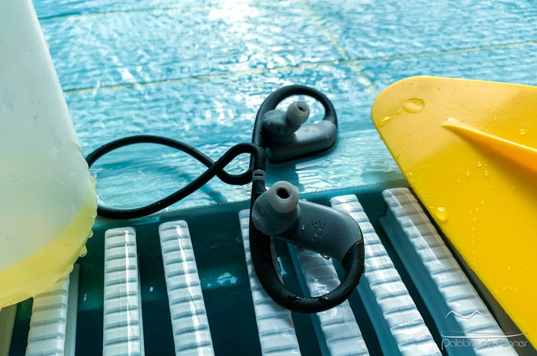 Auriculares Óseos y acuáticos, con MP3 (Sin abrir) de segunda mano