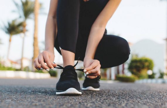 mejores zapatillas caminar mujer